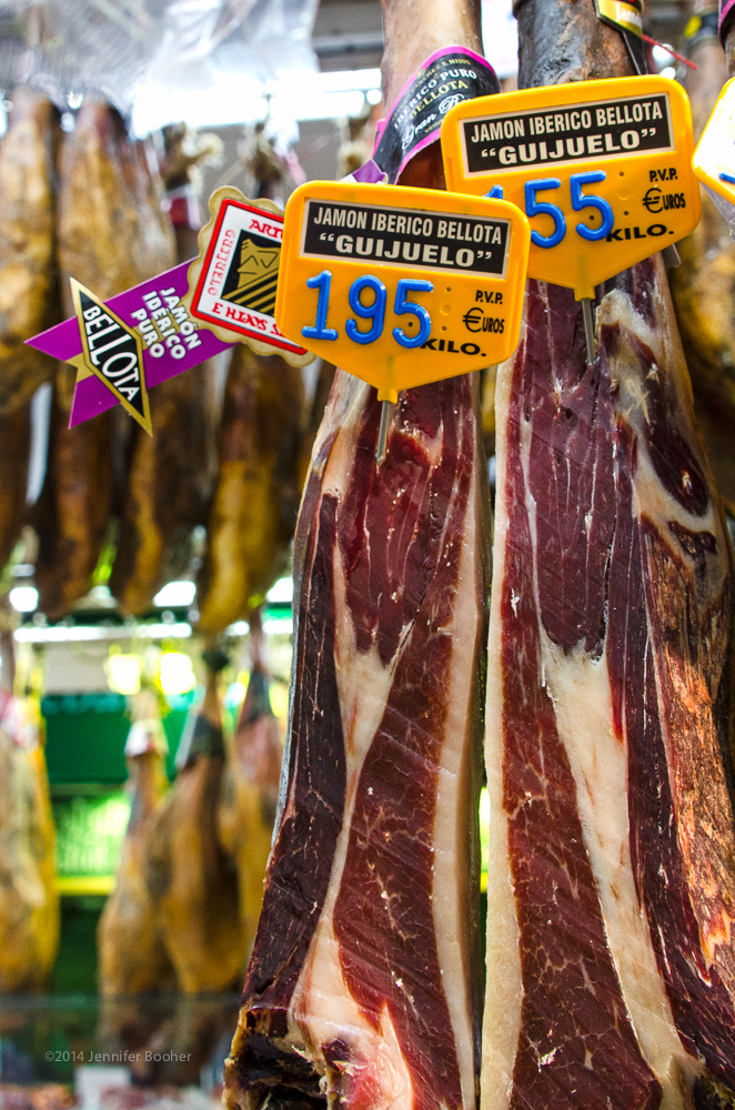 Mercat de Sant Josep de la Boqueria, la Boqueria, Barcelona, Spain, Espana, Catalonia, Catalunya, jamon, jamon iberico, ham, Spanish, Iberian, market, mercado